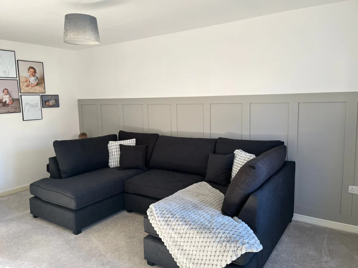Carnaby Small U Shaped Sofa with Footstool Black - Image 3