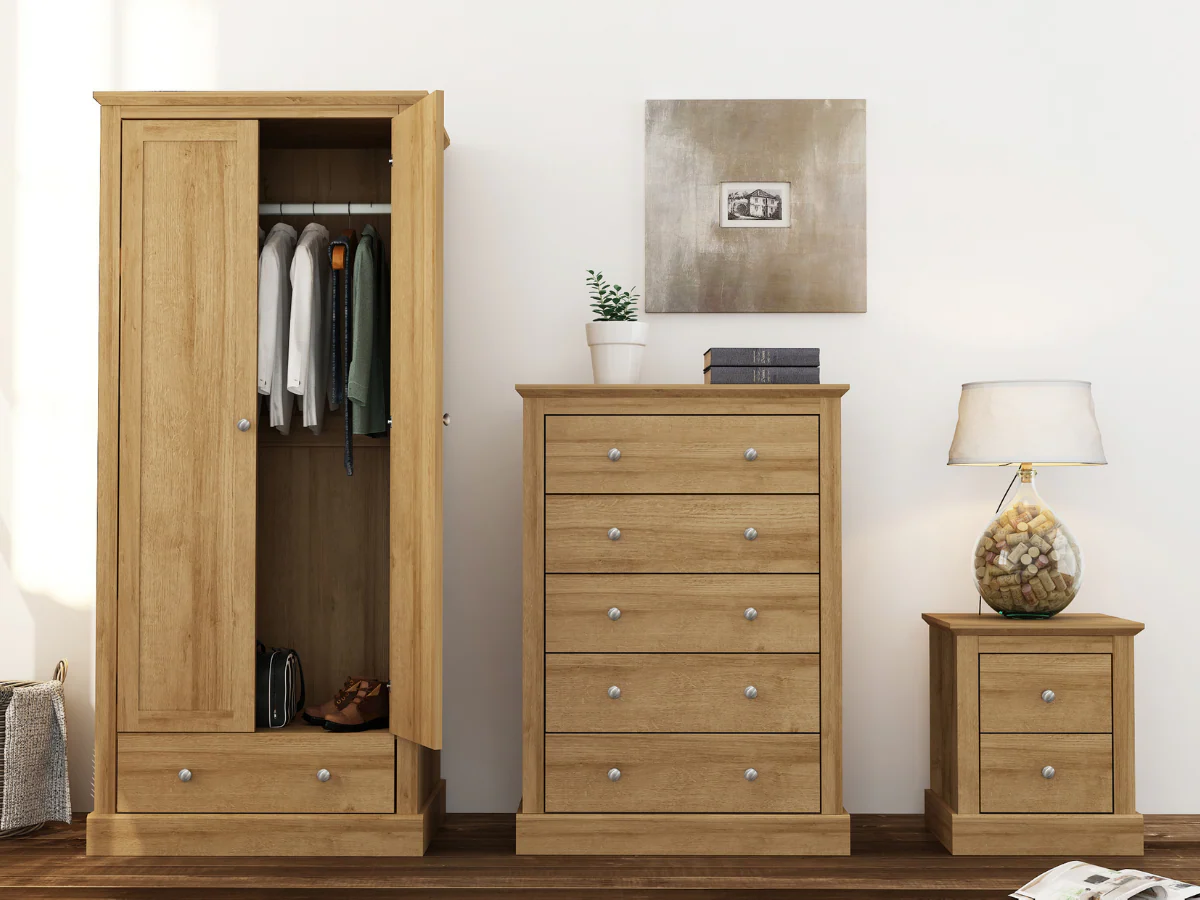 Devonshire Two Drawer Bedside Cabinet Oak - Image 3