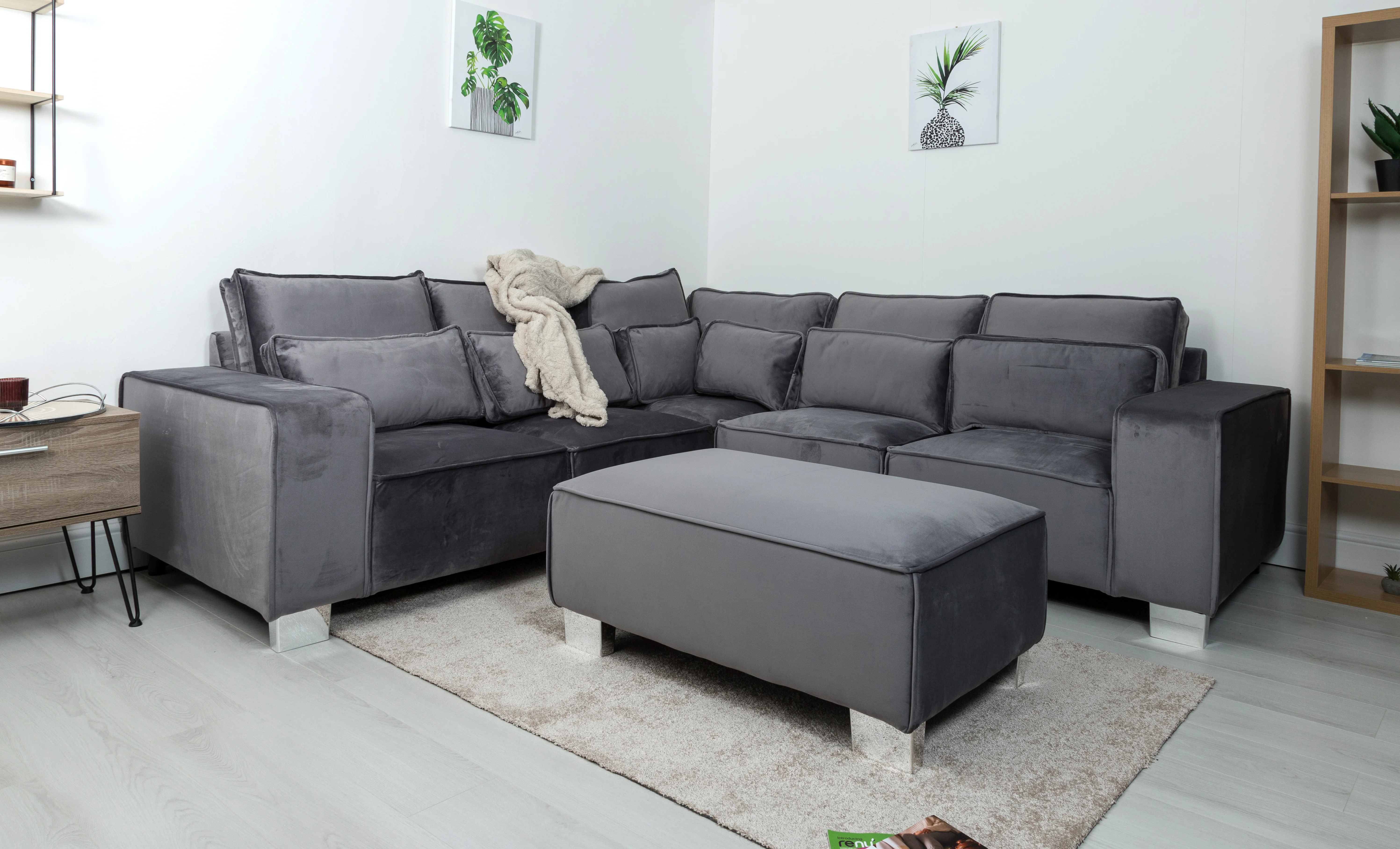 Sloane Corner Sofa Plush Velvet - Image 7
